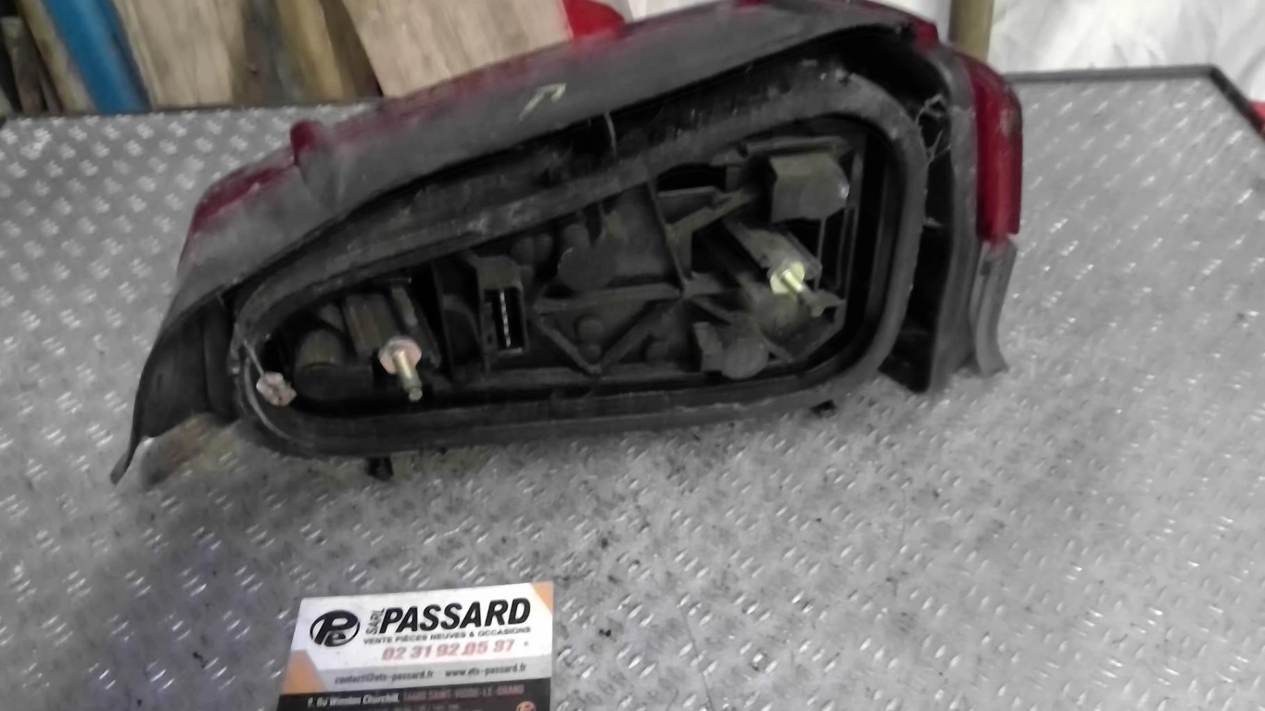 Fanale posteriore principale sinistro (luci) PEUGEOT 106 PHASE 1 Diésel - 1