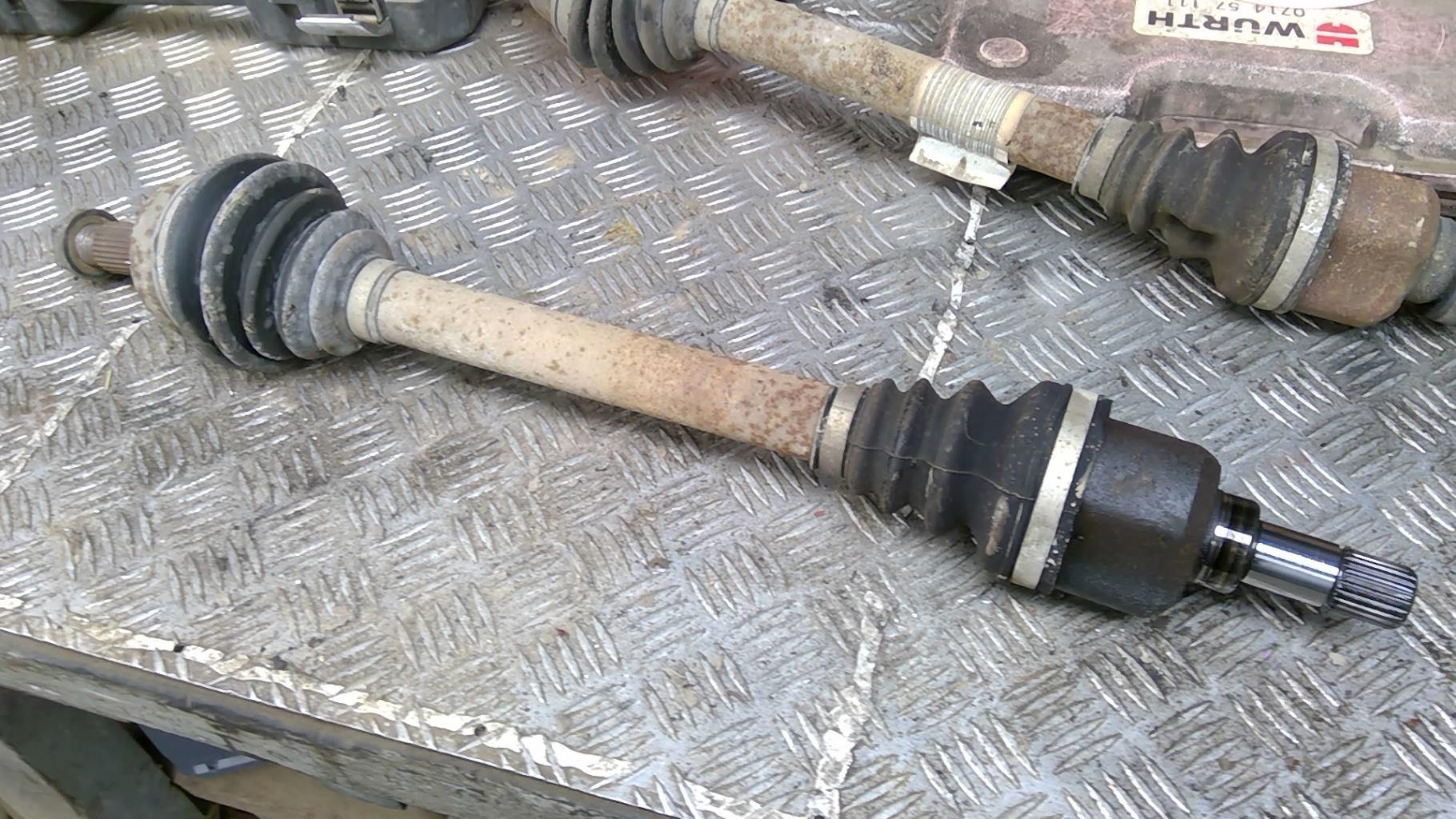 Giunto cardanico albero di trasmissione sinistro PEUGEOT 407 PHASE 1 Diésel - 1