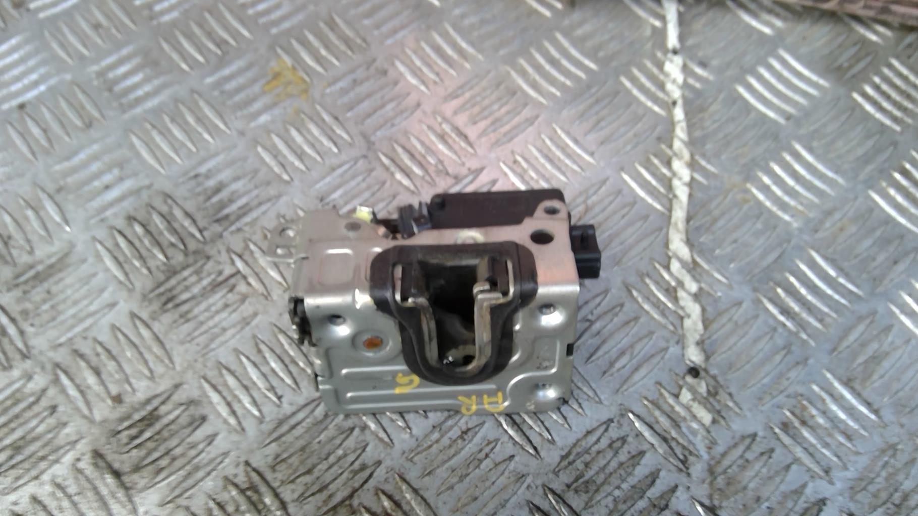 Serratura posteriore sinistra DACIA SANDERO 1 Gasolina/GLP - 1