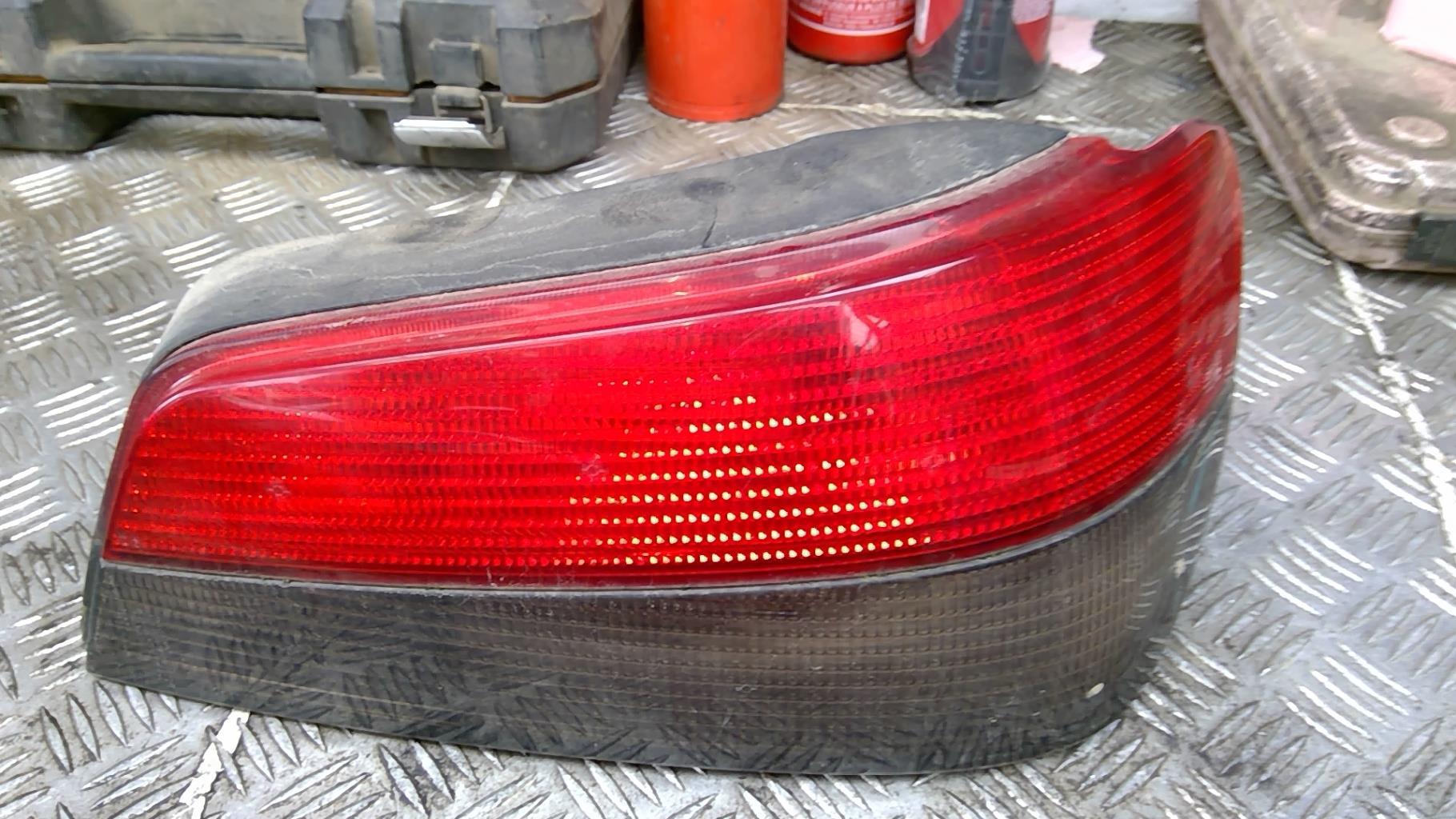 Fanale posteriore principale destro (luci) PEUGEOT 306 PHASE 2 Gasolina - 1