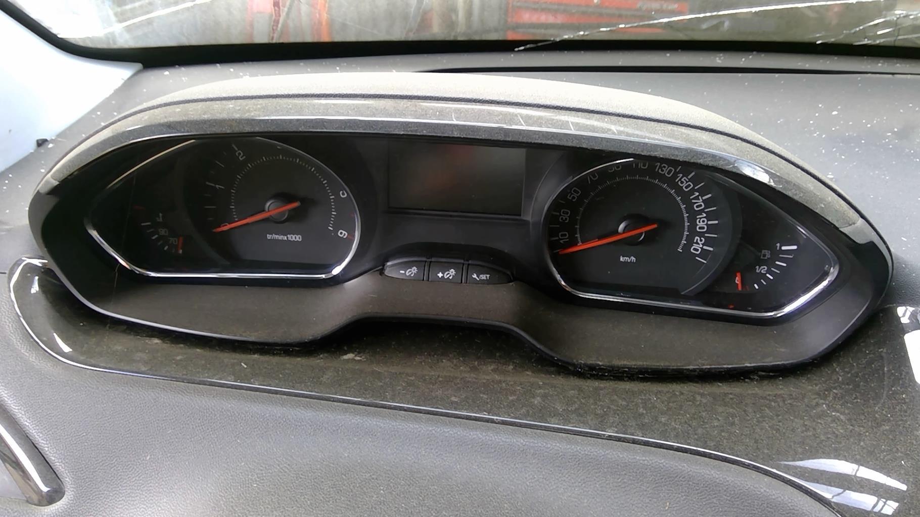 Compteur PEUGEOT 208 1  - 1