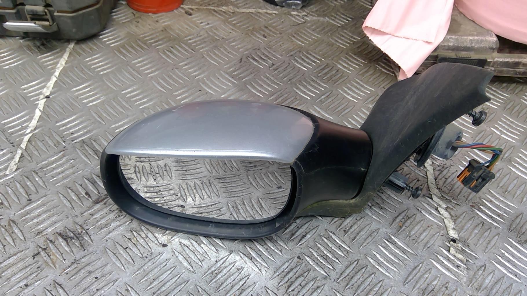 Specchietto retrovisore sinistro PEUGEOT 206 PHASE 1 BREAK Diésel - 1