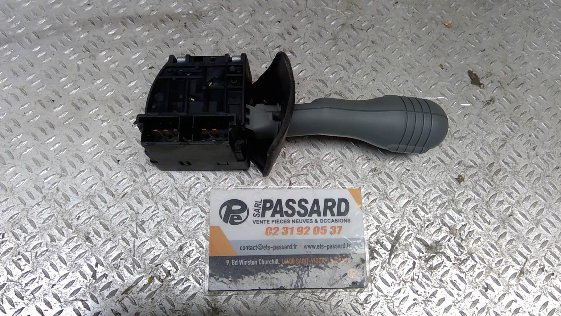 Commodo d'essuie glaces RENAULT TWINGO 1 PHASE 3 Essence - 1