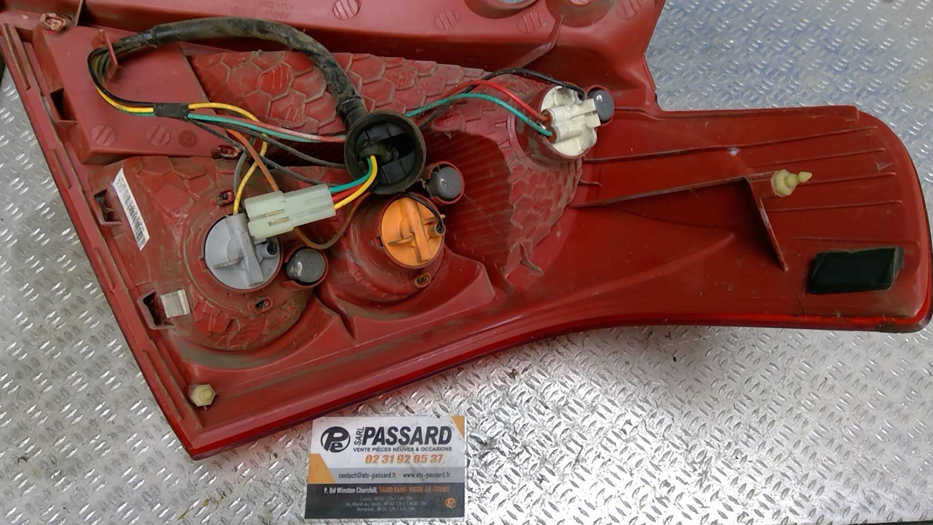 Fanale posteriore principale sinistro (luci) SUZUKI SWIFT 3  - 1
