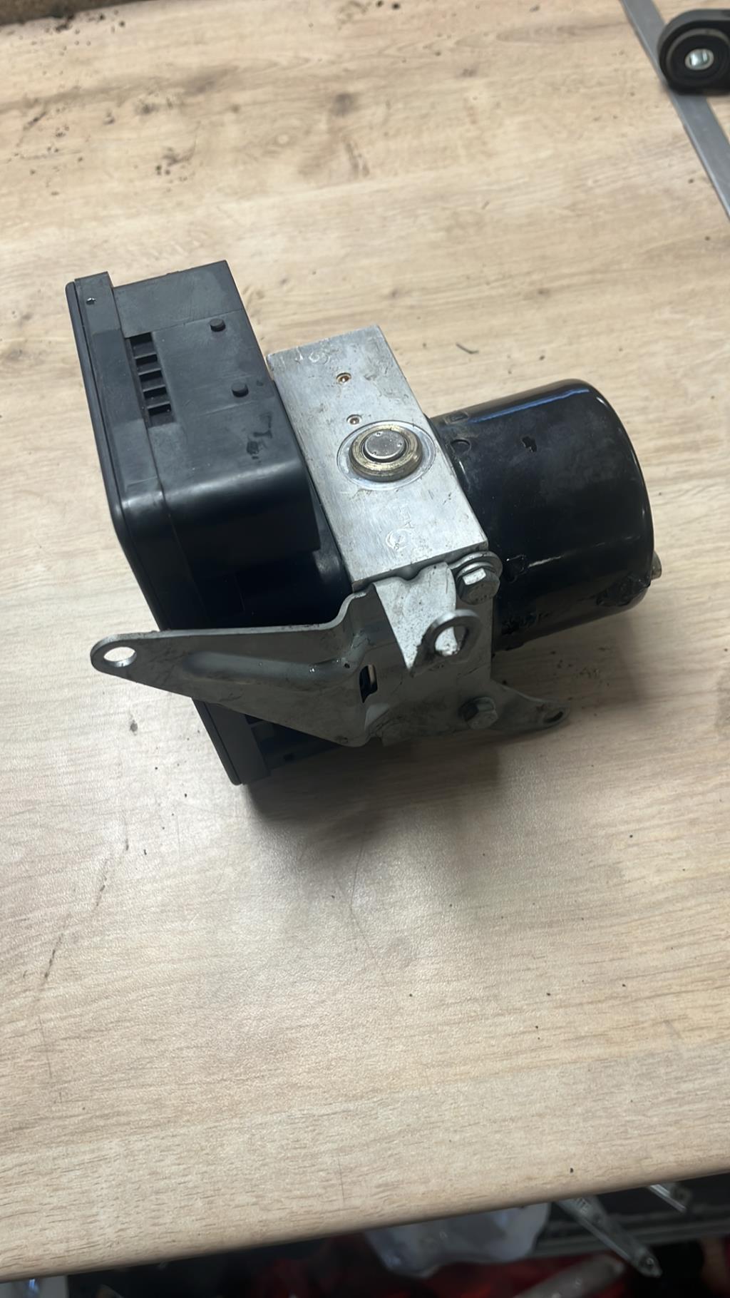 Blocco ABS (antibloccaggio freni) BMW SERIE 1 E87 PHASE 1 Gasolina - 1
