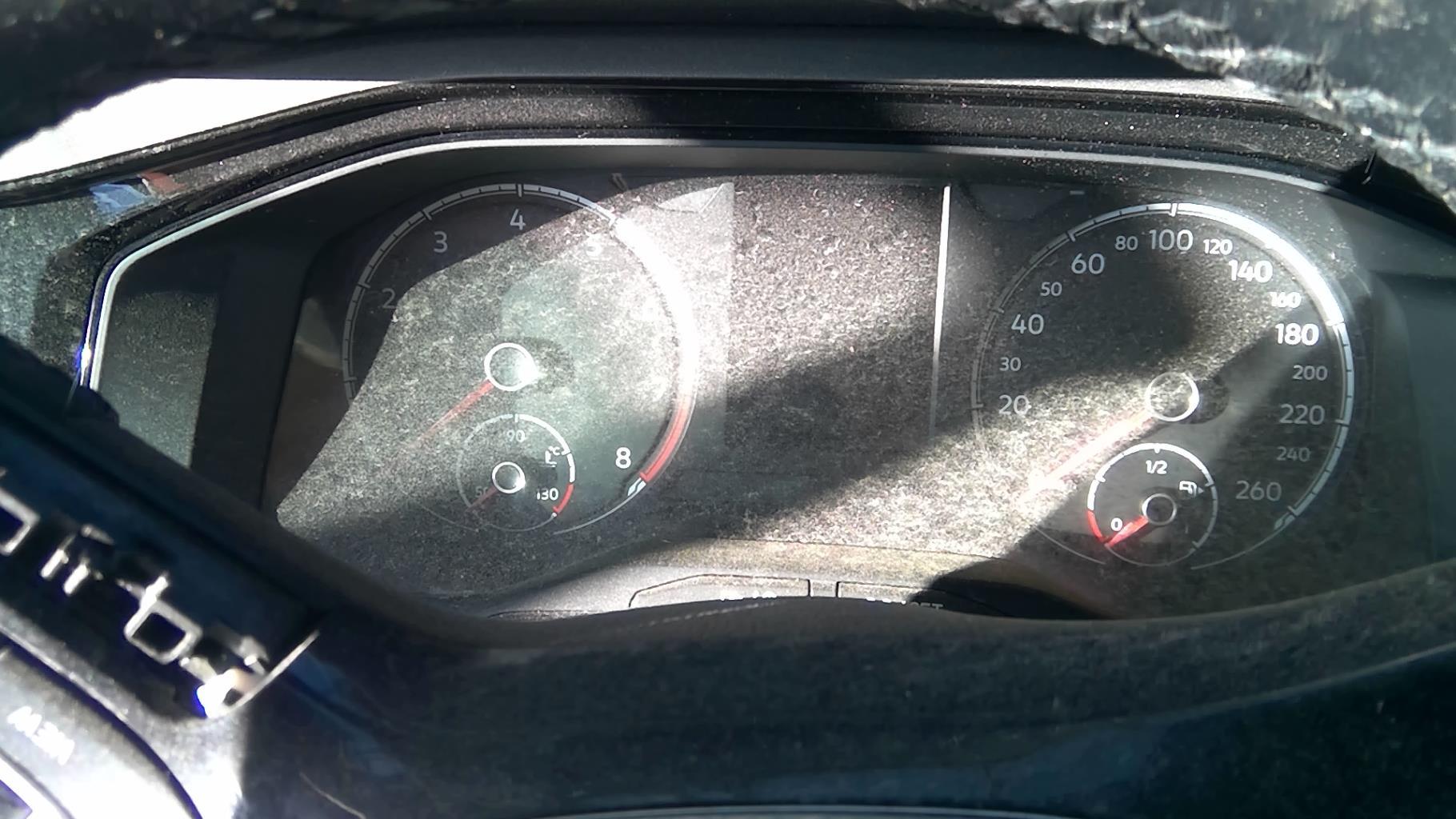 Tachimetro VOLKSWAGEN POLO 6 PHASE 1 Gasolina - 1