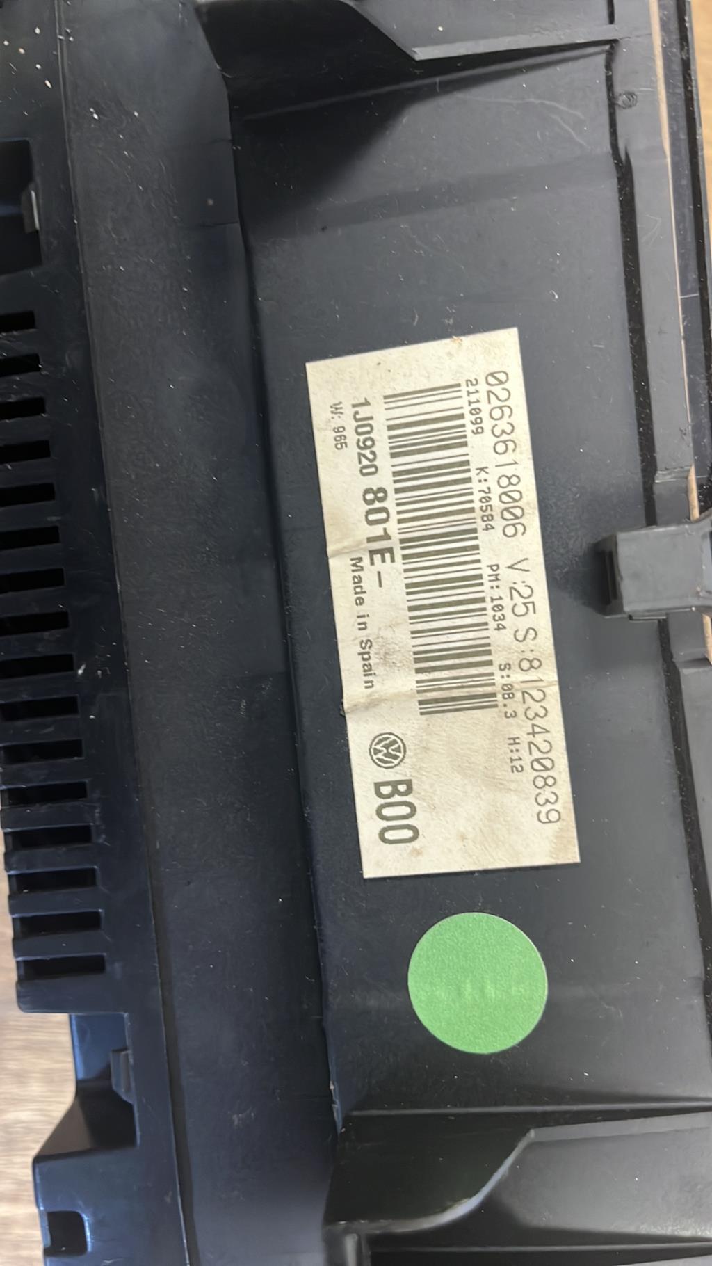 Compteur VOLKSWAGEN GOLF 4 Diesel - 1