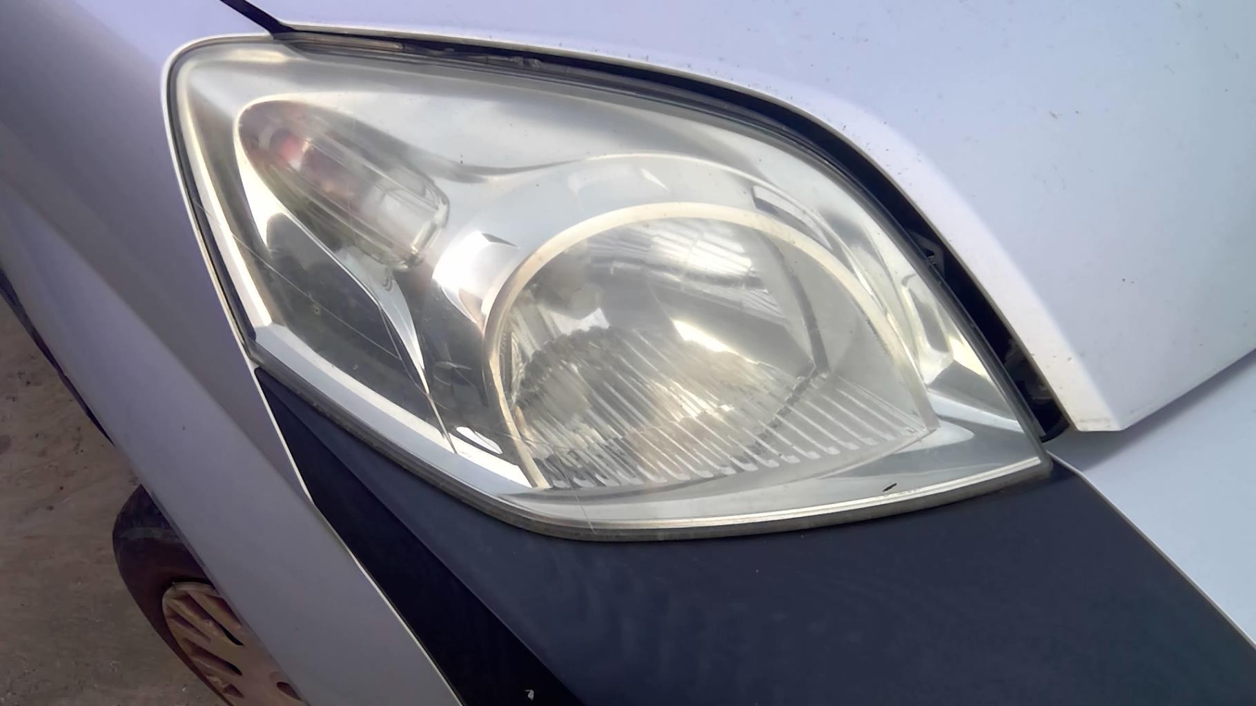 Gruppo ottico anteriore principale destro (luci)(faro) PEUGEOT BIPPER Diésel - 1