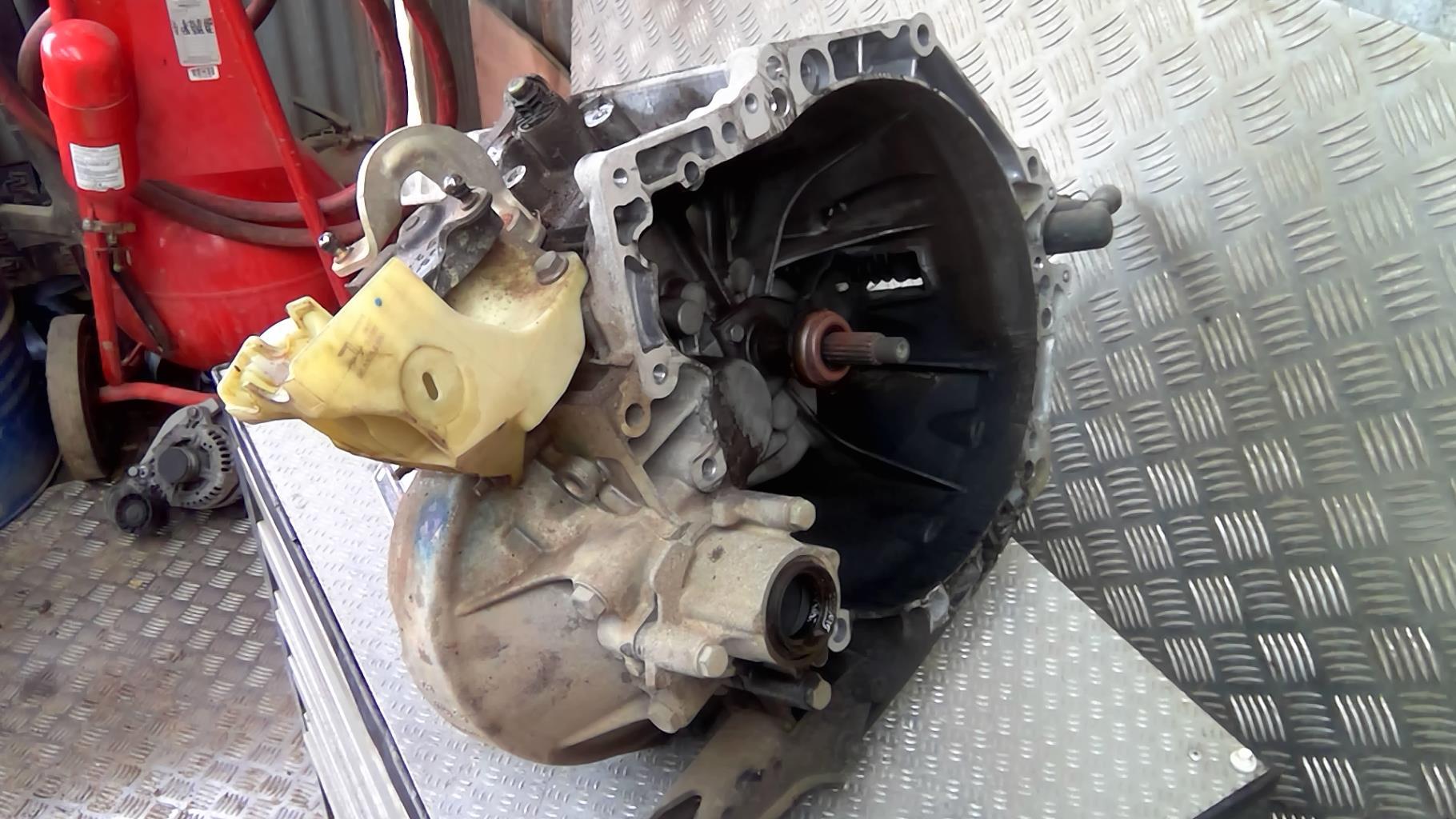 Boite de vitesses PEUGEOT 208 1 PHASE 2 Diesel - 1