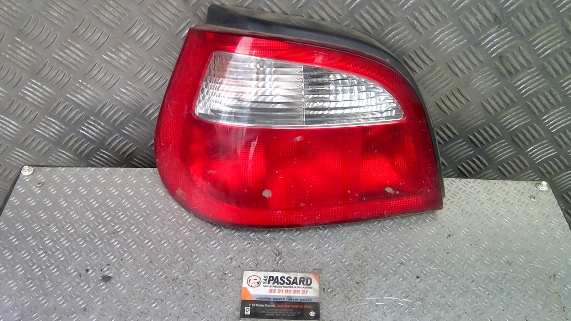 Fanale posteriore principale sinistro (luci) RENAULT MEGANE 1 PHASE 2 Gasolina - 1