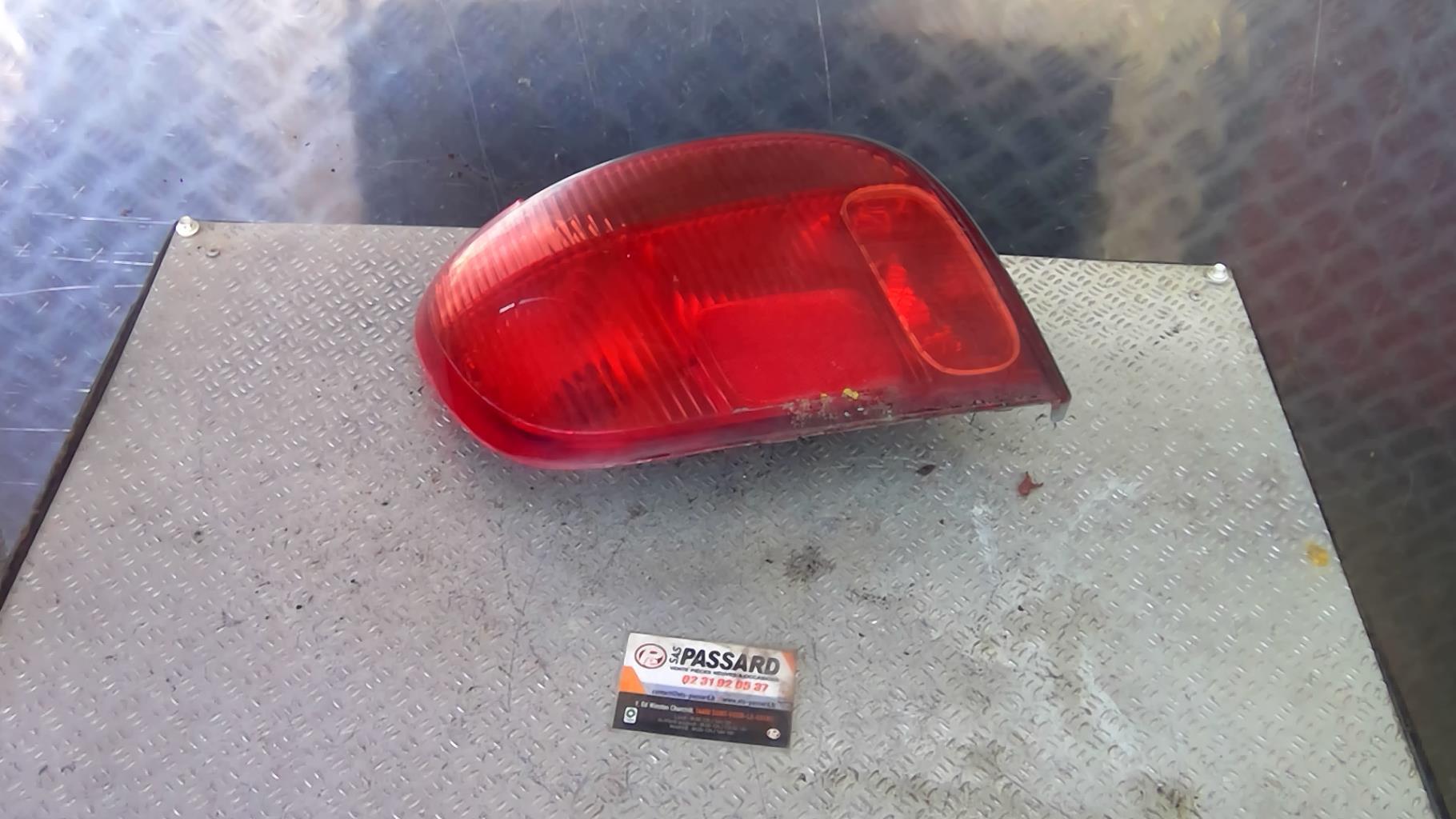 Fanale posteriore principale sinistro (luci) TOYOTA YARIS 1 PHASE 1 Gasolina - 1