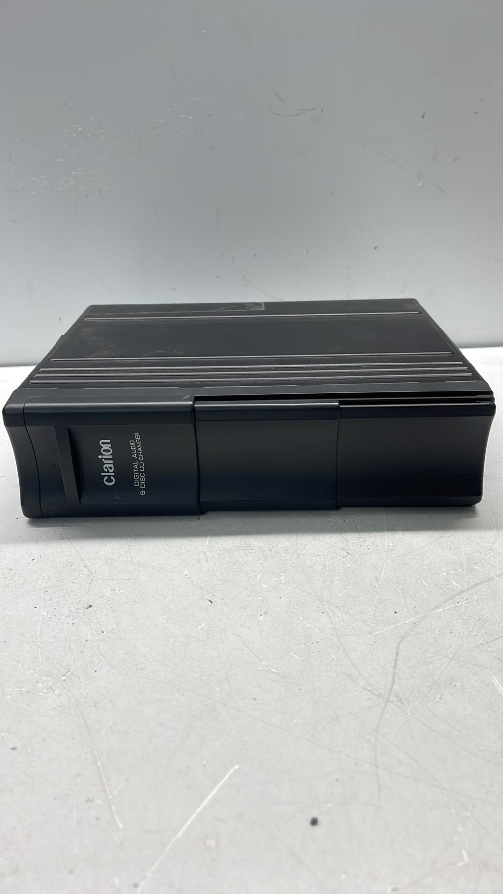 Chargeur CD PEUGEOT 407 COUPE Diesel - 1