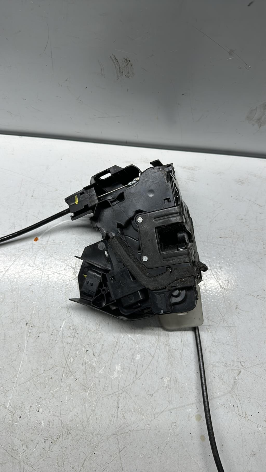 Serrure avant gauche RENAULT MEGANE 4 PHASE 1 Diesel - 1