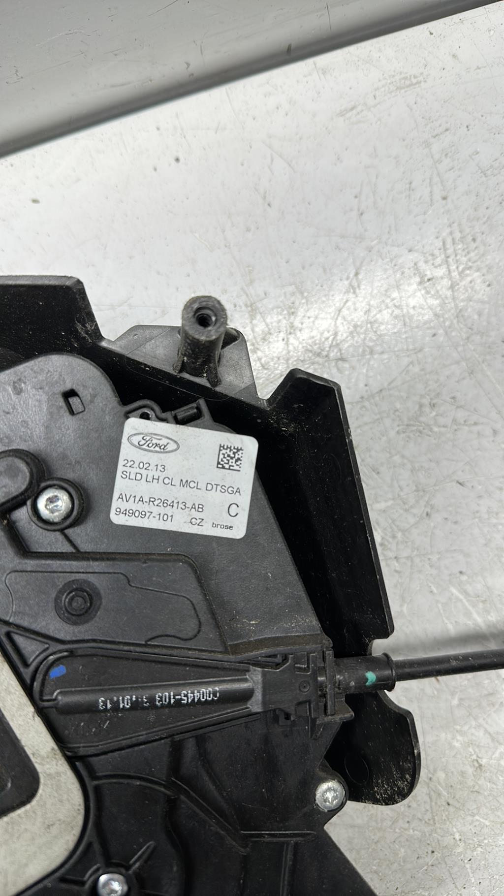 Serrure arriere gauche FORD B-MAX Essence - 1