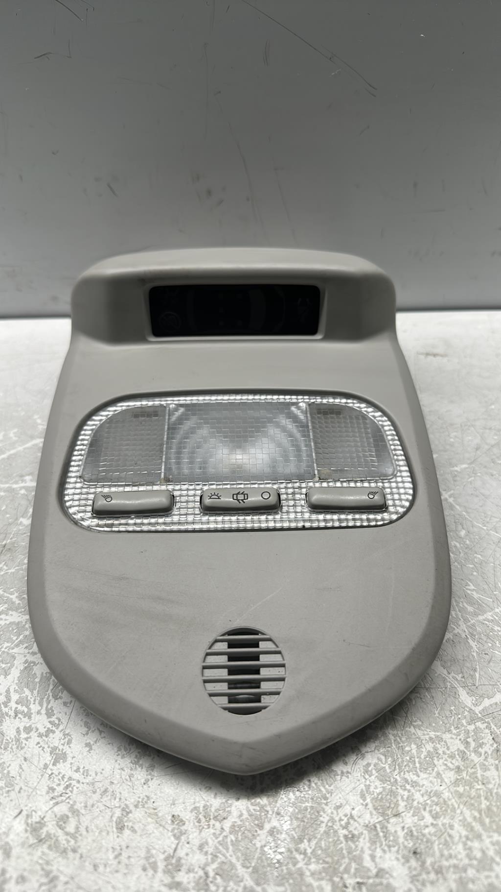 Eclairage de plafonnier PEUGEOT 3008 1  - 1