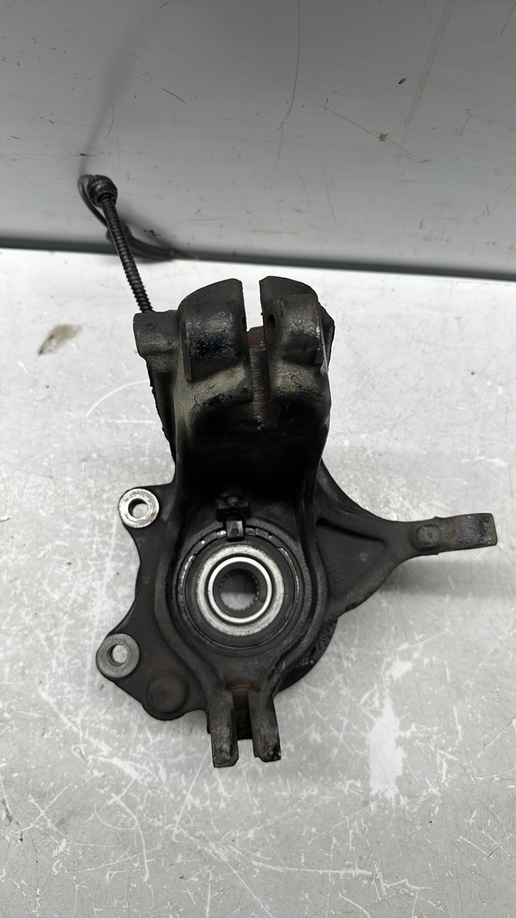 Pivot de moyeu avant droit CITROEN C3 2 PHASE 1 Essence - 1