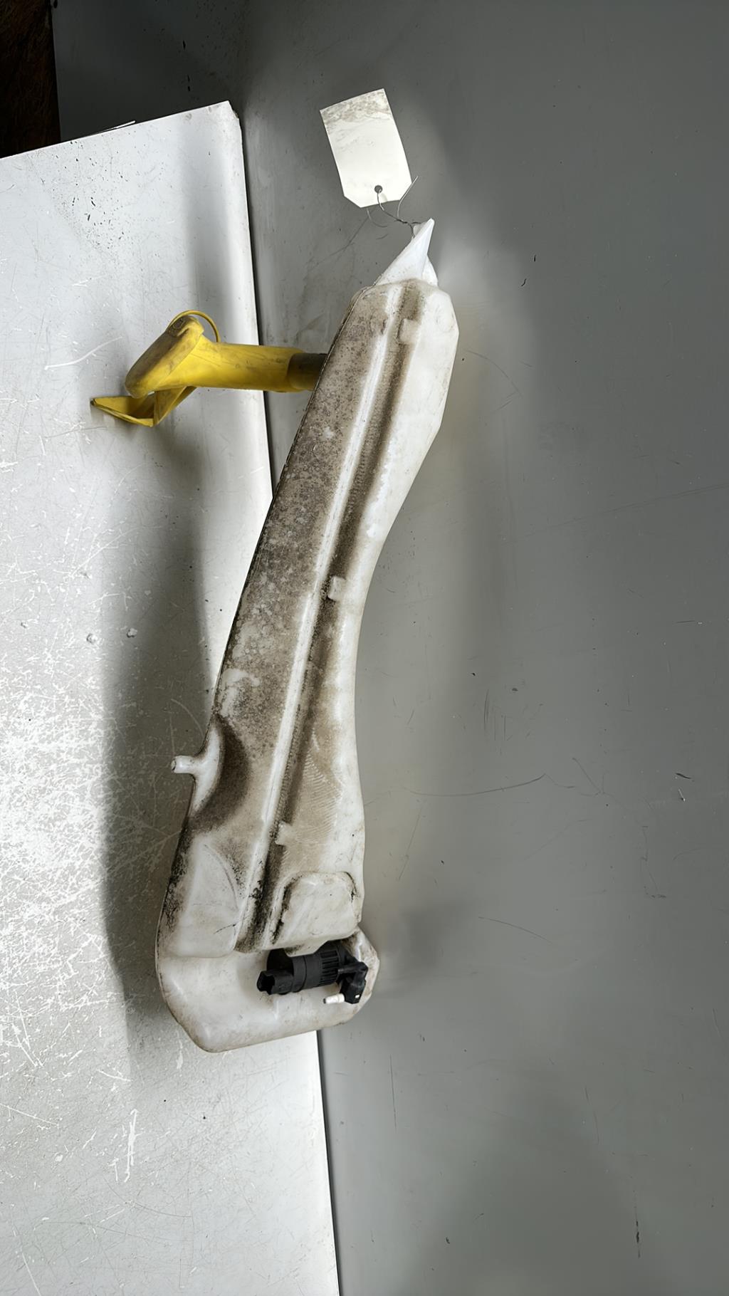 Vase de lave glace RENAULT MEGANE 1 BREAK Essence - 1