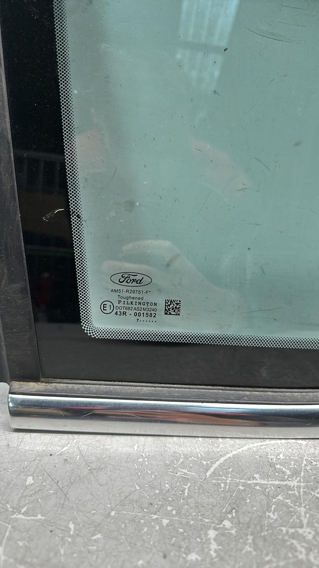 Custode arriere droit FORD C-MAX 2 PHASE 2 Diesel - 1