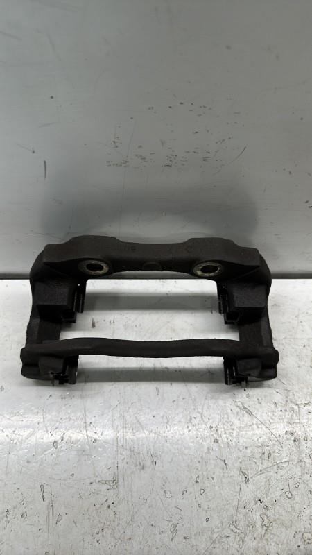 Support etrier frein (chape) avant gauche CITROEN C4 1 PHASE 1 Diesel - 1