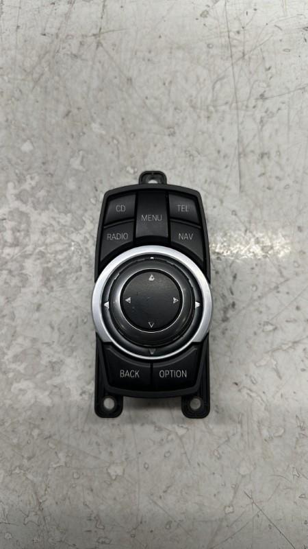 Commande GPS BMW SERIE 7 F01/F04 PHASE 1  - 1