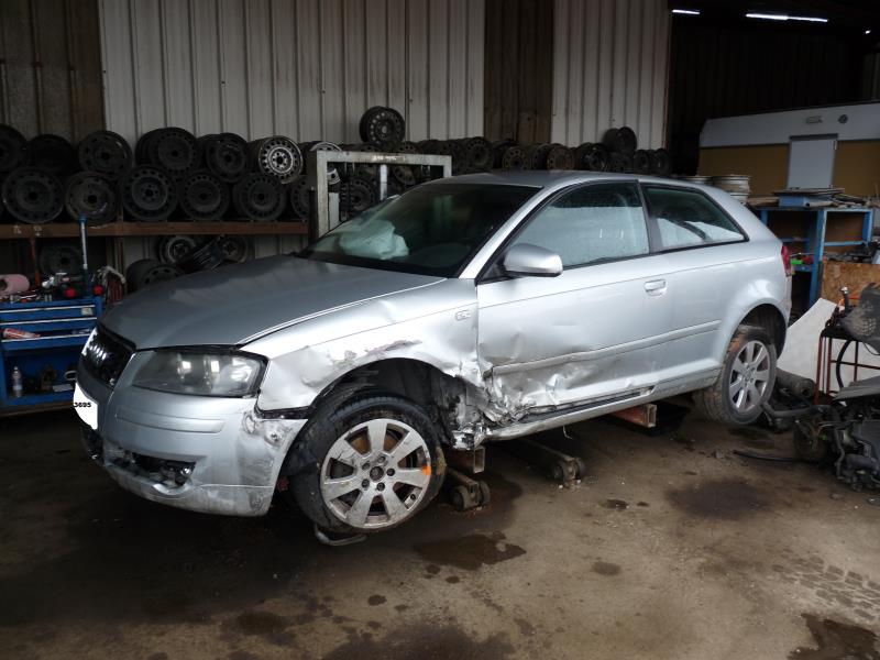 Verin de coffre AUDI A3 2 PHASE 1 Diesel - 1