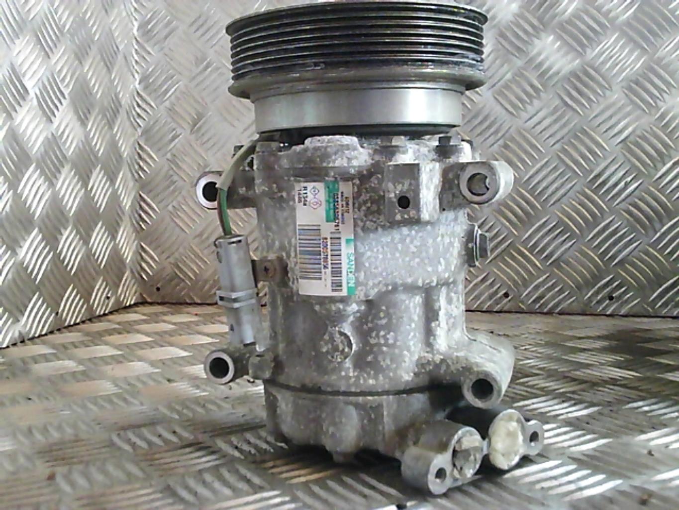 Compresseur clim RENAULT CLIO 3 PHASE 1 Essence - 1