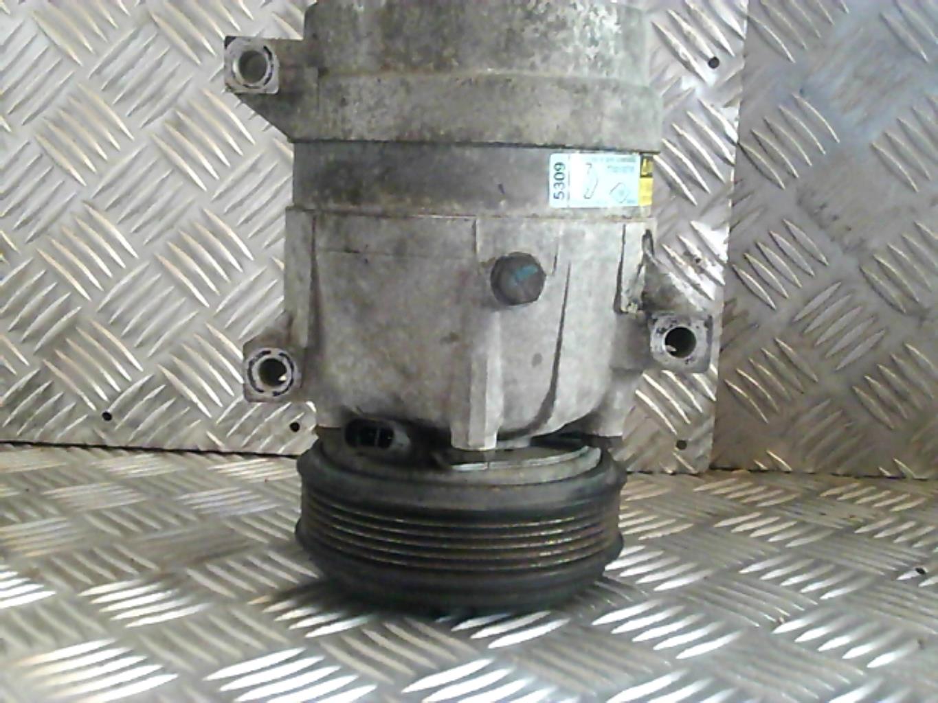 Compresseur clim RENAULT MEGANE 1 BREAK Diesel - 1
