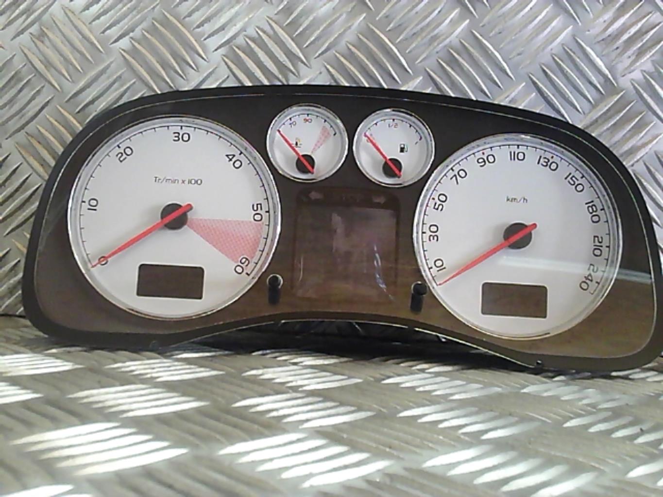Compteur PEUGEOT 307 PHASE 1 Diesel - 1