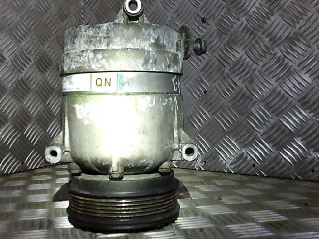 Compresseur clim OPEL VECTRA B PHASE 2 BREAK Diesel - 1