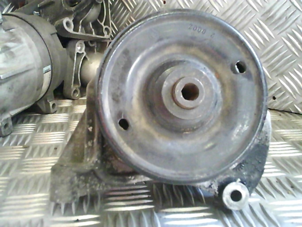 Pompe de direction RENAULT GRAND ESPACE 3 Diesel - 1