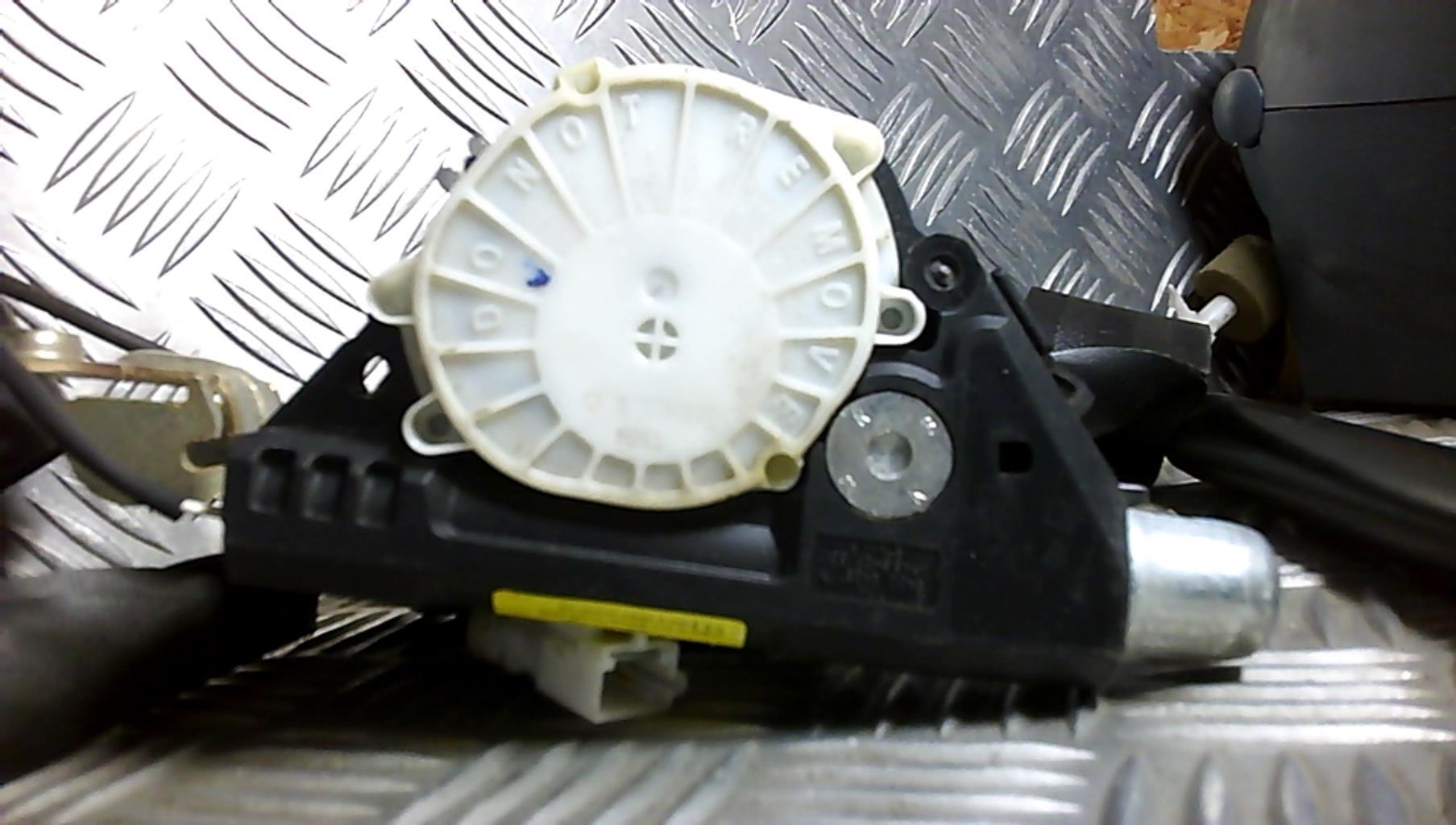 Ceinture avant droit RENAULT MODUS PHASE 1 Diesel - 1