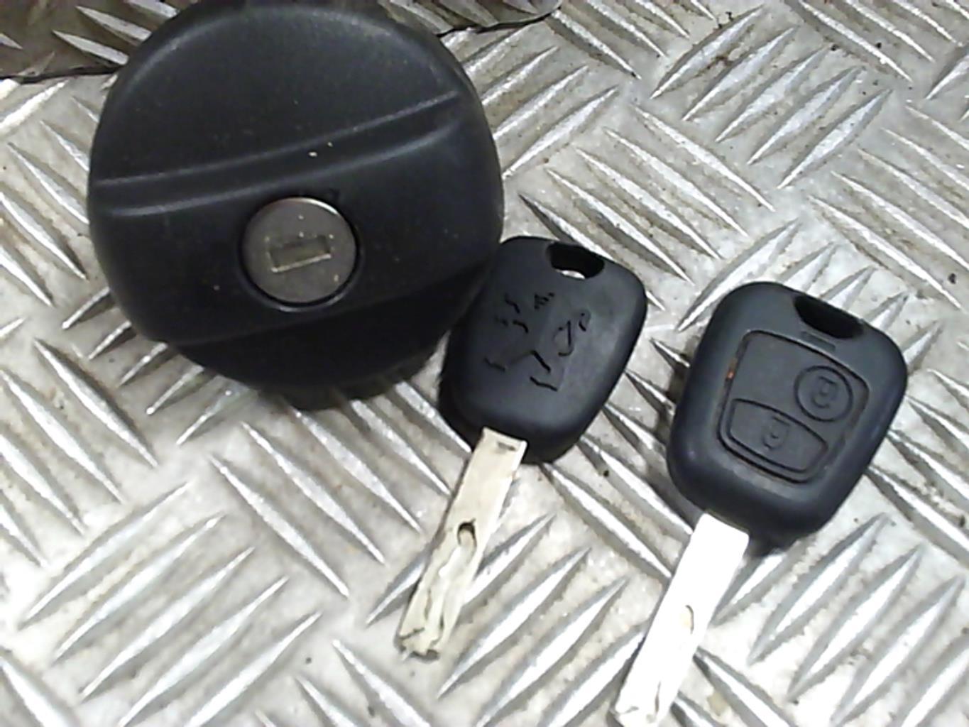 Bouchon de carburant PEUGEOT 307 PHASE 1 Diesel - 1