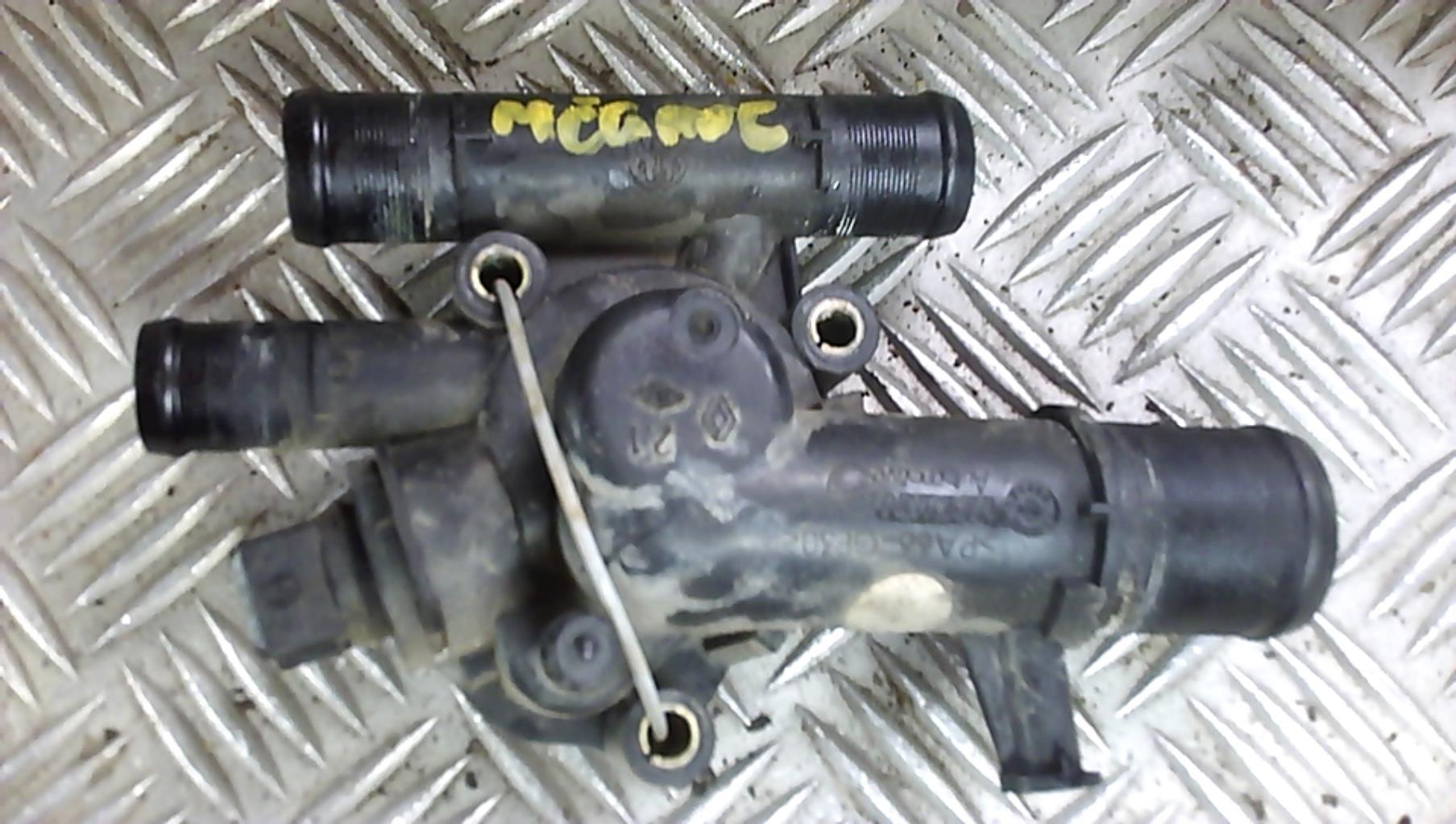 Boitier eau RENAULT MEGANE 2 PHASE 1 Diesel - 1
