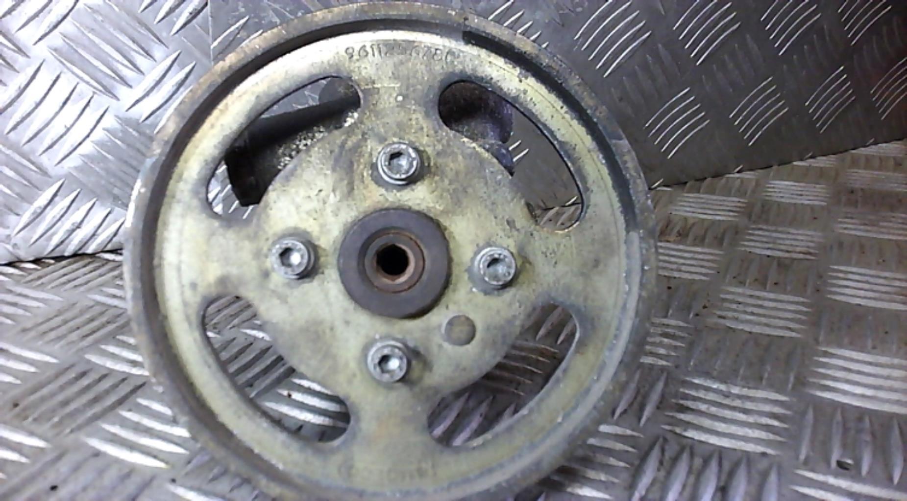 Pompe de direction PEUGEOT 306 PHASE 1 Essence - 1