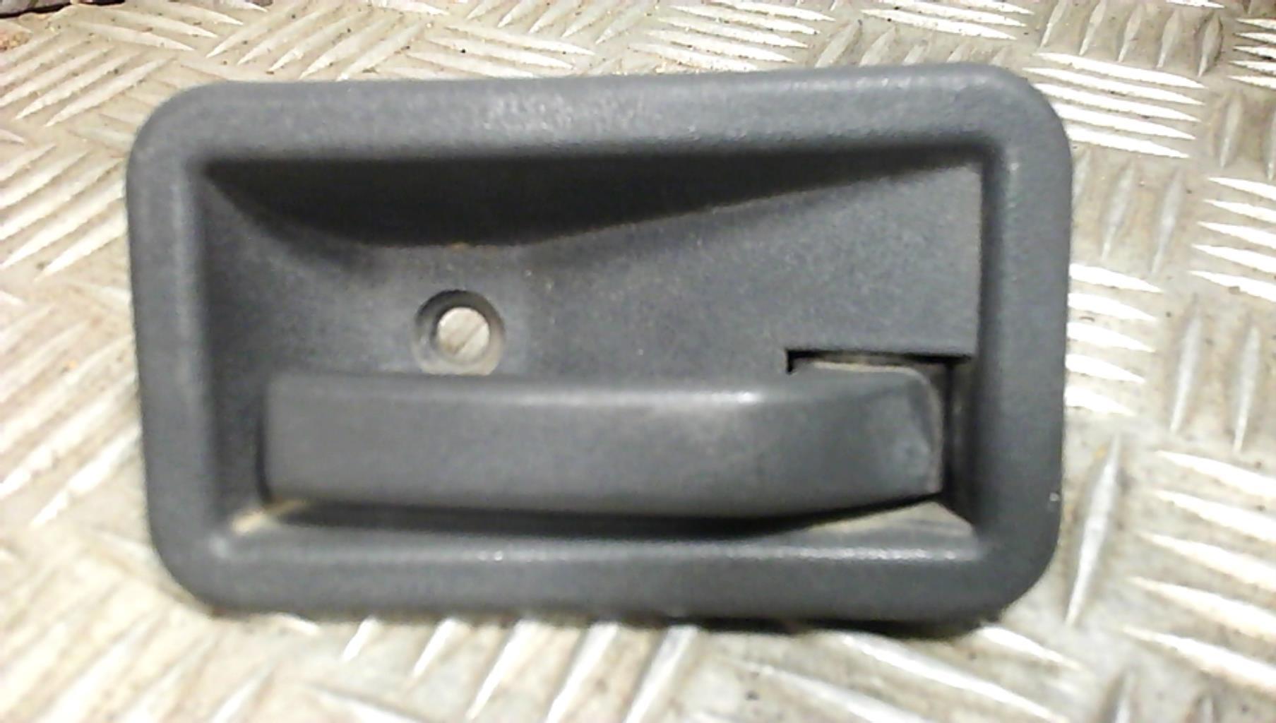 Poignee porte avant droit RENAULT R19 PHASE 2 Essence - 1