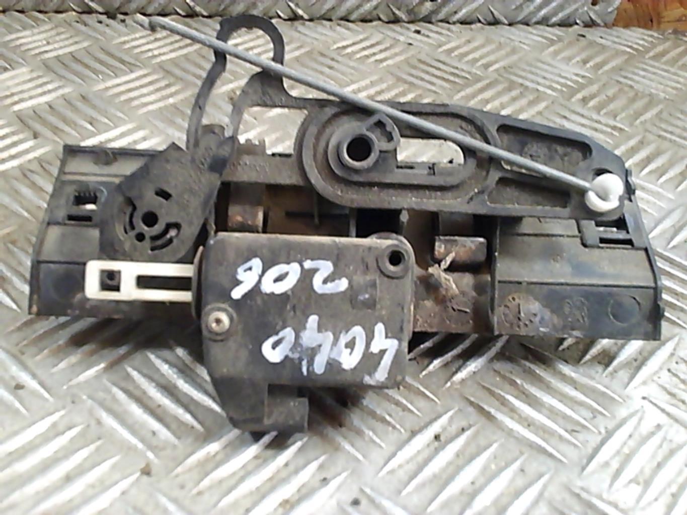 Poignee hayon PEUGEOT 206 PHASE 1 Essence - 1