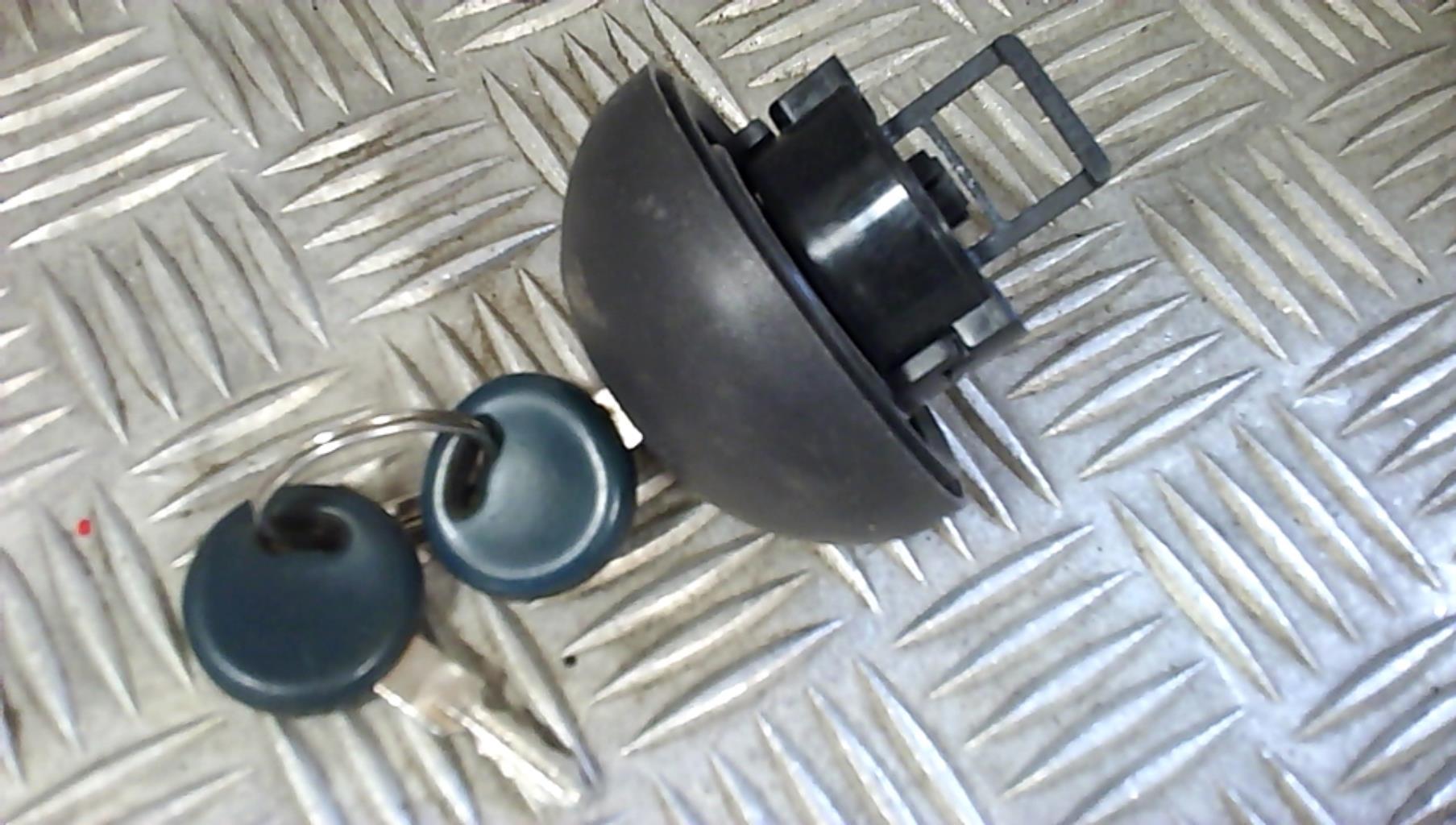 Bouchon de carburant RENAULT CLIO 1 PHASE 3 Essence - 1