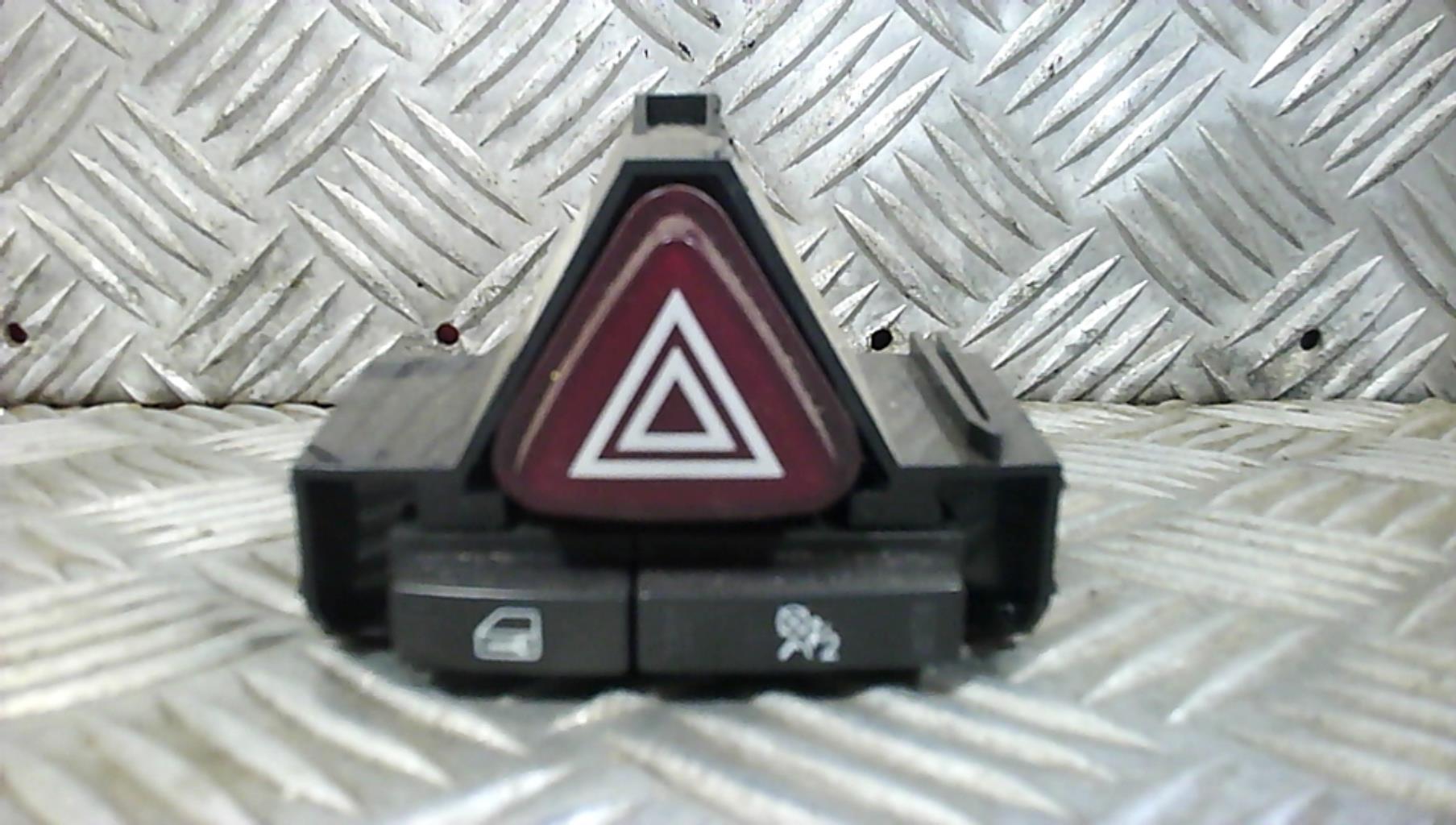 Bouton de warning OPEL CORSA D PHASE 1 Diesel - 1