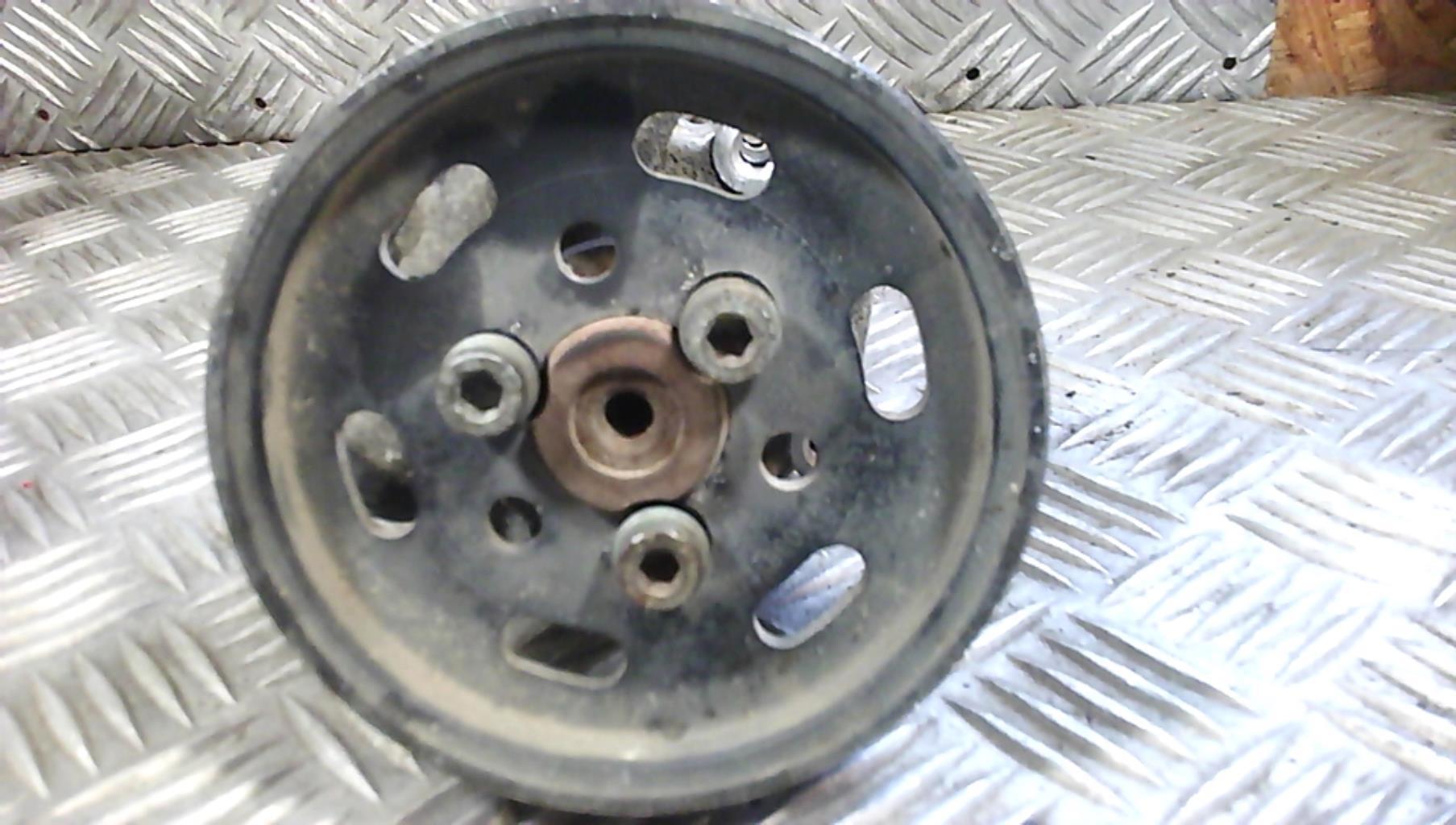 Pompe de direction VOLKSWAGEN GOLF 4 Diesel - 1