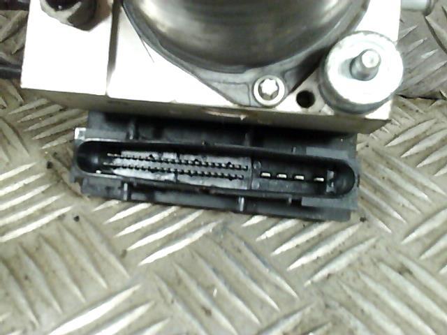 Bloc ABS (freins anti-blocage) CITROEN C4 1 PHASE 1 Diesel - 1
