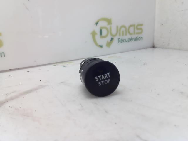 Bouton de demarrage RENAULT CLIO 4 PHASE 1 BREAK Diesel - 1
