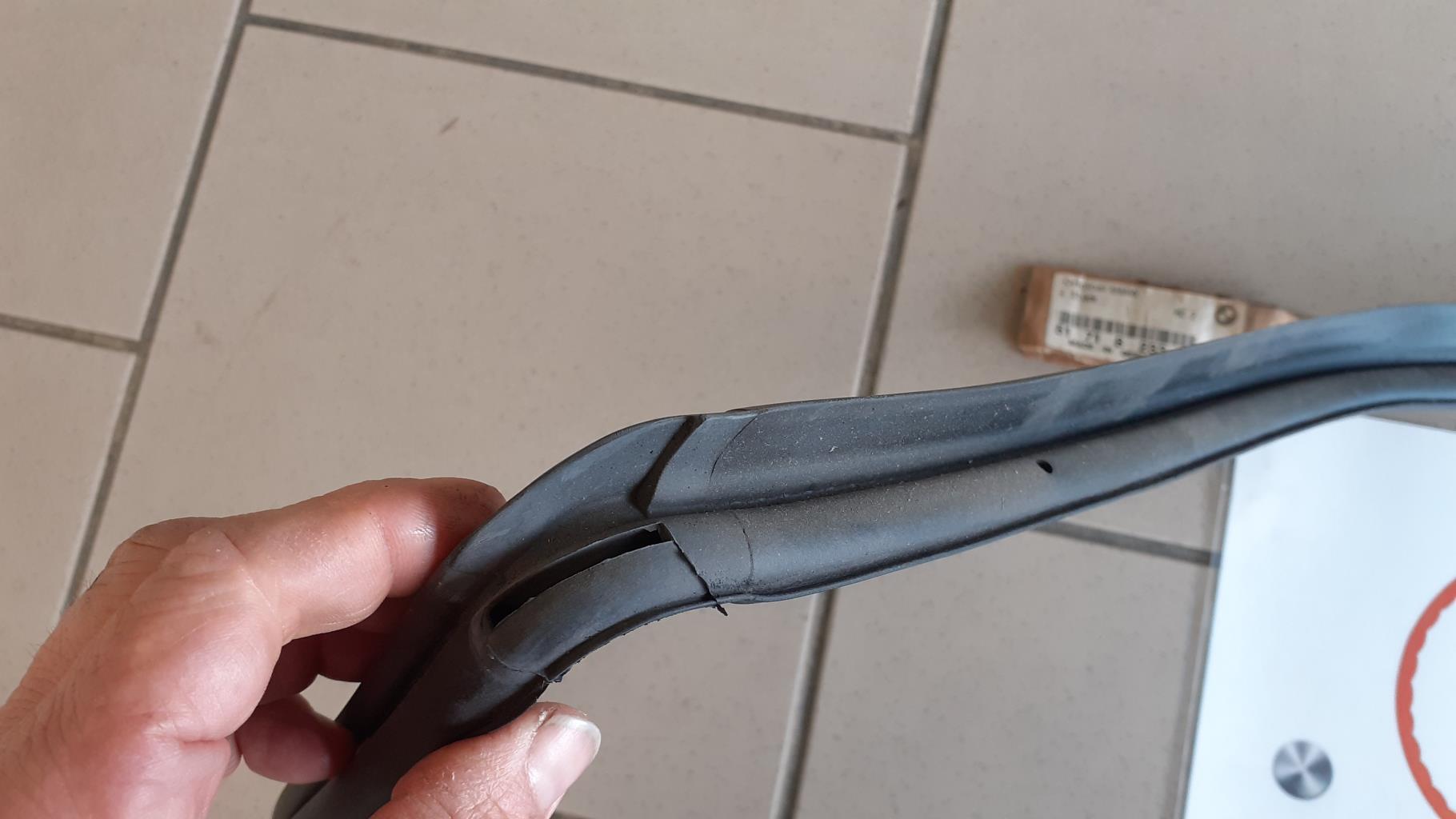 Lunette arriere BMW SERIE 3 E46 TOURING PHASE 2 BREAK  - 1