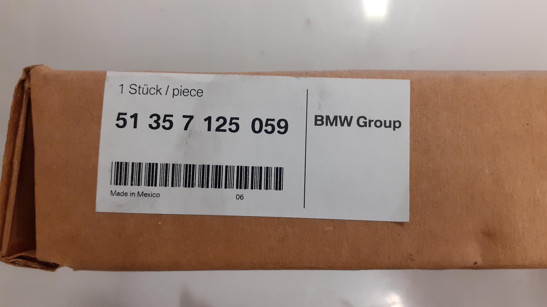Leve vitre electrique arriere gauche BMW X5 E53  - 1