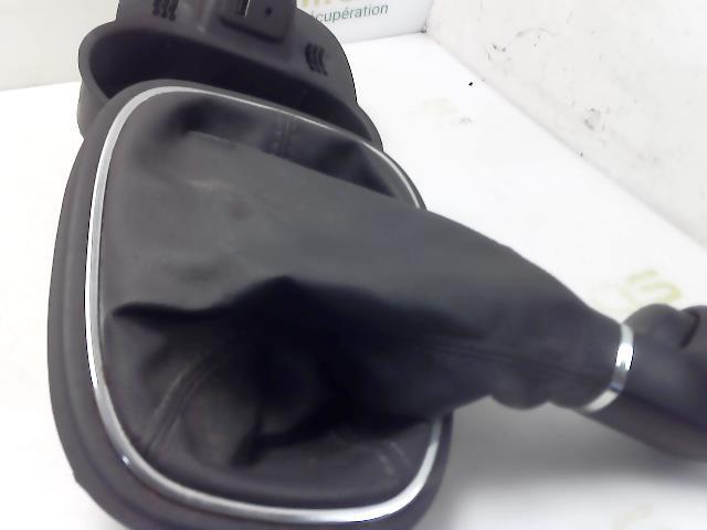 Pommeau de vitesses OPEL CORSA D PHASE 2 Essence - 1