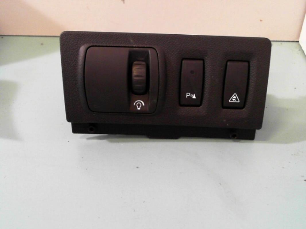 Bouton/Interrupteur RENAULT LAGUNA 3 PHASE 1 BREAK Diesel - 1