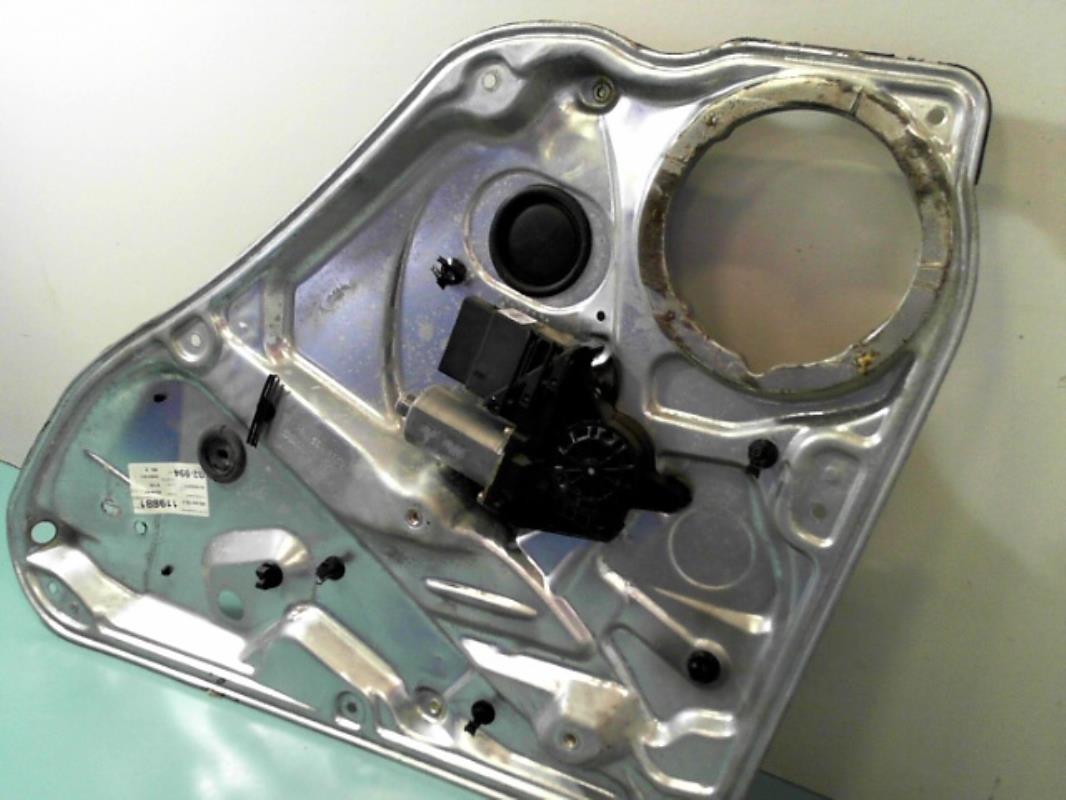 Alzacristalli elettrico posteriore destro VOLKSWAGEN PASSAT 4 PHASE 1 Diésel - 1