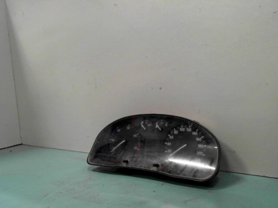 Compteur VOLKSWAGEN PASSAT 4 PHASE 1 Diesel - 1