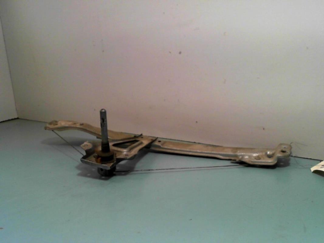 Alzacristalli manuale posteriore sinistro RENAULT CLIO 3 PHASE 1 Diésel - 1