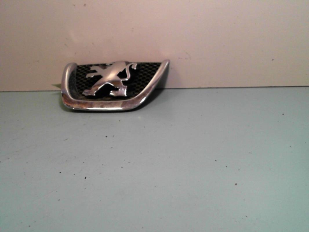 Sigle de calandre PEUGEOT 207 PHASE 1 Diesel - 1