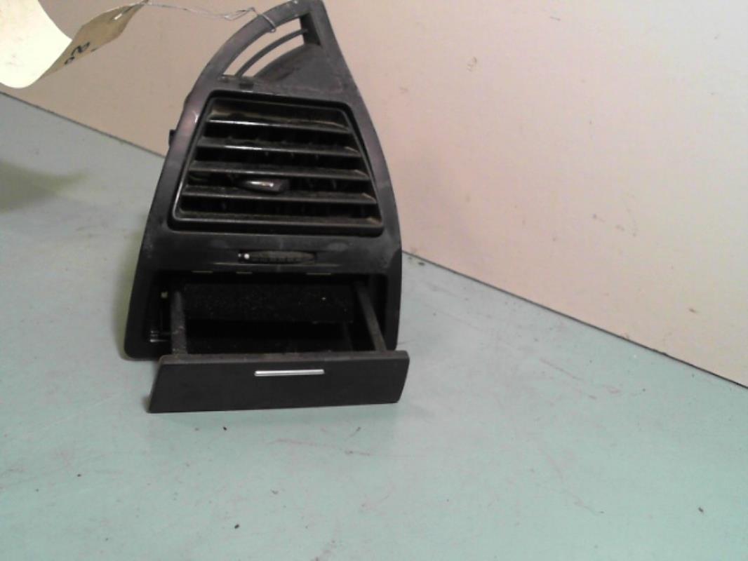 Bocchetta aerazione cruscotto anteriore destra CITROEN C4 1 PHASE 1 Diésel - 1